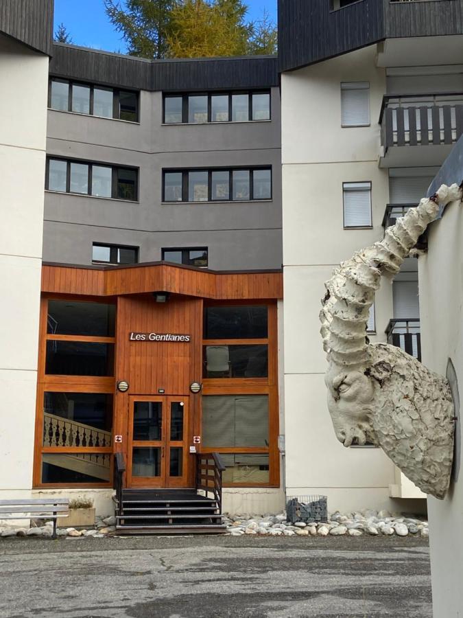 Appartement Les Menuires - 4 Personnes A 20 M Des Pistes サン・マルタン・ド・ベルヴィル エクステリア 写真